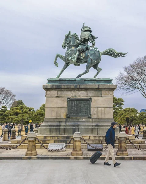 Tokio Japón Enero 2019 Kusunoki Masashige Samurai Escultura Situada Jardín — Foto de Stock
