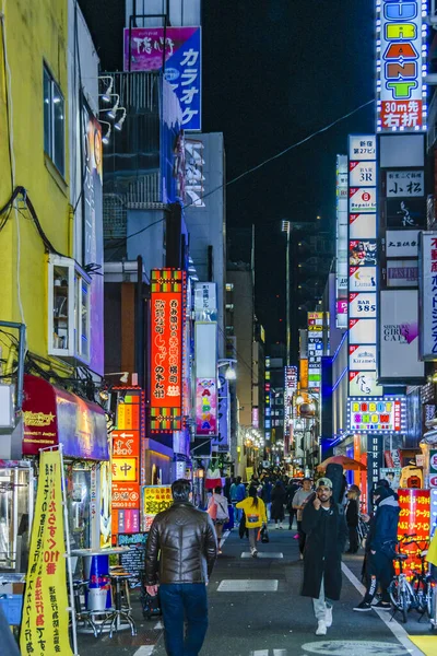 Tokyo Japão Janeiro 2019 Cena Noturna Urbana Distrito Shinjuku Cidade — Fotografia de Stock