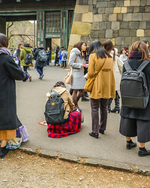 Tokio Japan Januar 2019 Gruppe Von Mädchen Teens Park Outdoor — Stockfoto