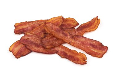 Beyaz arka planda izole edilmiş kızarmış domuz pastırması.