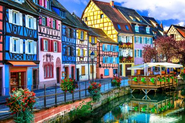 Fransa - Alsace renkli Colmar şehirde inanılmaz güzel yerler.