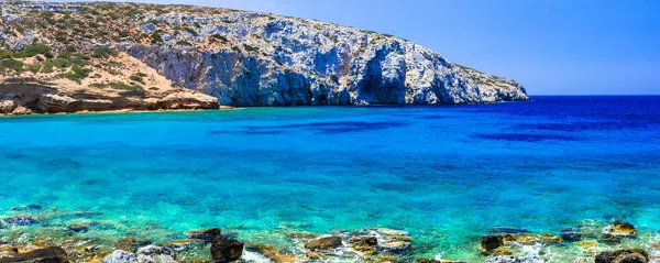 Turquoise crystal beaches of Greece - Kounoupa in Astypalea island. — Stock Photo, Image