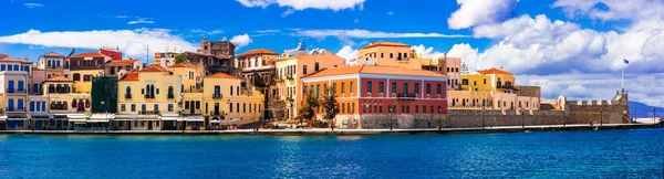 Kleurrijke Griekenland serie - Venetiaanse Chania stad oude stad, Kreta Eiland. — Stockfoto