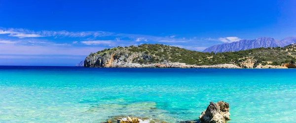 Krásná příroda a tyrkysové pláže ostrova Kréta, Istron bay, Řecko. — Stock fotografie