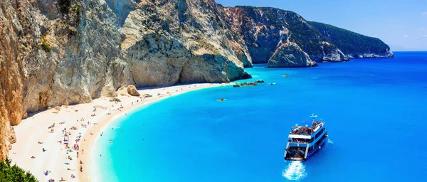 Porto Katsiki - een van de mooiste stranden van Griekenland, Lefkas. — Stockfoto