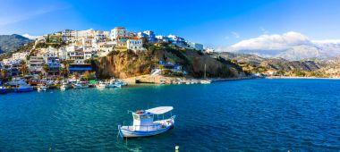 Pitoresk köy Agia Galini Crete Adası. Yunanistan