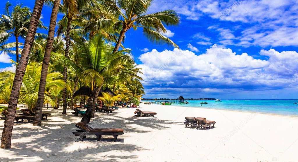 relaxing tropical holidays in Mauritius island