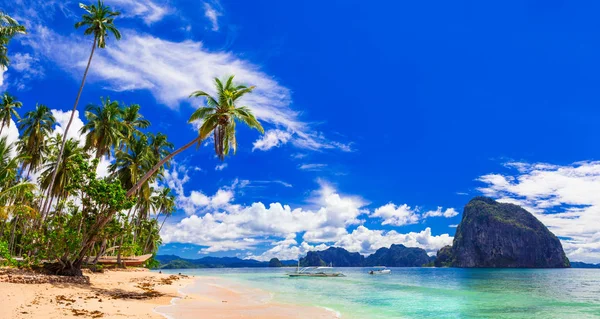 Increíble belleza salvaje de las islas Filipinas. Palawan, El Nido —  Fotos de Stock