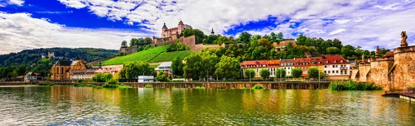 Belas cidades e lugares da Alemanha - pitoresca cidade de Wurzburg . — Fotografia de Stock