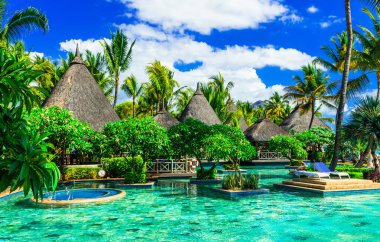 egzotik tropik tatil. Mauritius Adası Yüzme havuzlu lüks spa.