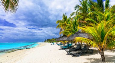 Muhteşem Mauritius Adası'nın egzotik tropik sahilleri