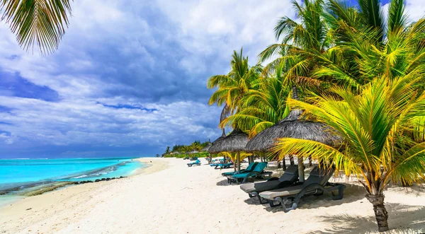 Egzotyczne tropikalne plaże, wspaniałe wyspy Mauritius — Zdjęcie stockowe