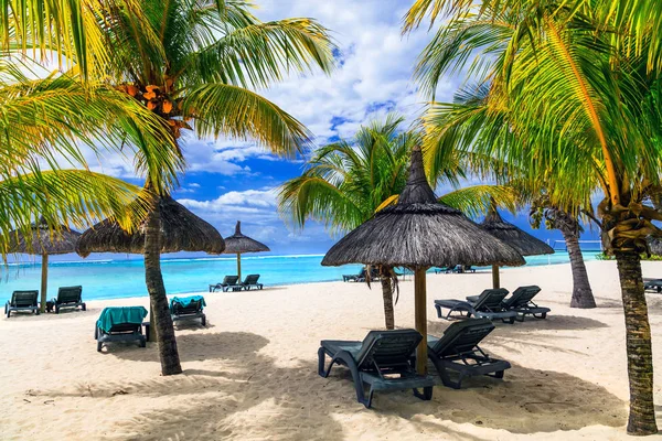 Vacaciones tropicales relajantes en el paraíso exótico isla de Mauricio —  Fotos de Stock