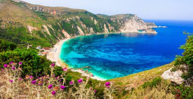 Yunanistan - güzel Petani Cefalonia Adası'nın muhteşem sahilleri