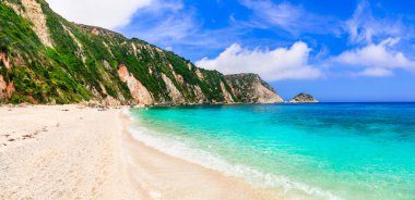 Yunanistan - güzel Petani Cefalonia Adası'nın muhteşem sahilleri.