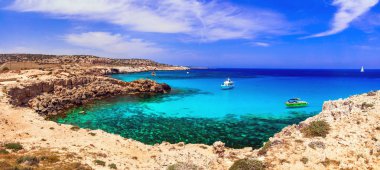 Kıbrıs Adası - Cape Greko mavi lagün sularına kristal şaşırtıcı