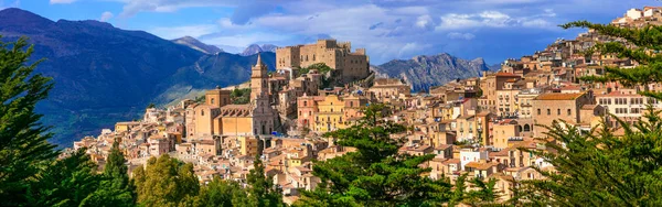 Gyönyörű Hegyi Falu Caccamo Szicília Olaszország — Stock Fotó