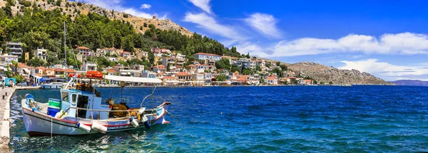 Idilli hagyományos halászati falvak Görögország - gyönyörű Lagkada falu, Chios sziget. — Stock Fotó