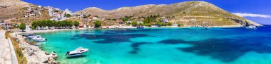 Güzel Kalymnos adası, büyüleyici Vlichadia köyü ve sahili. Yunanistan.