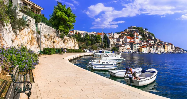 Travel and landmarks of  Croatia - beautiful coastal town Sibenik. — Stock Photo, Image