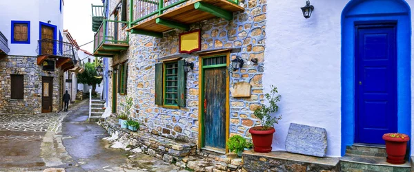 Typical streets of old traditional villages of Greece - Alonissos. — Stock Photo, Image