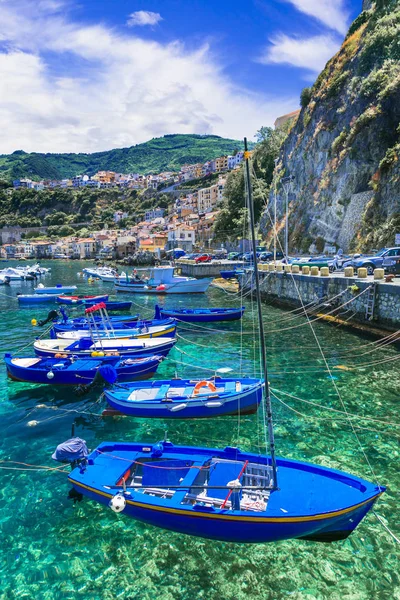 Traditional fishing village Scilla in Calabria. South of Italy — Stock Photo, Image