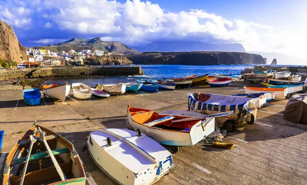 Travel in Grand Canary island - traditional fishing village Puerto de Sardina. — Stock Photo, Image