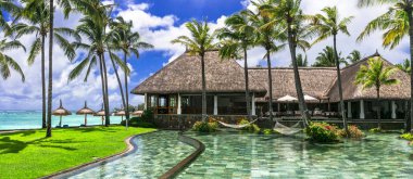 Mauritius adasındaki tropikal cennette dinlenme tatili.