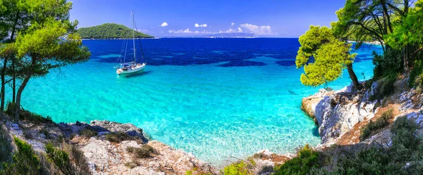 Nejlepší Pláže Ostrova Skopelos Kastani Křišťálově Tyrkysovým Mořem Řecko — Stock fotografie