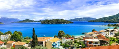 Yunanistan seyahati Resimli NIdri körfezi. Güzel İyon adası Leflada.