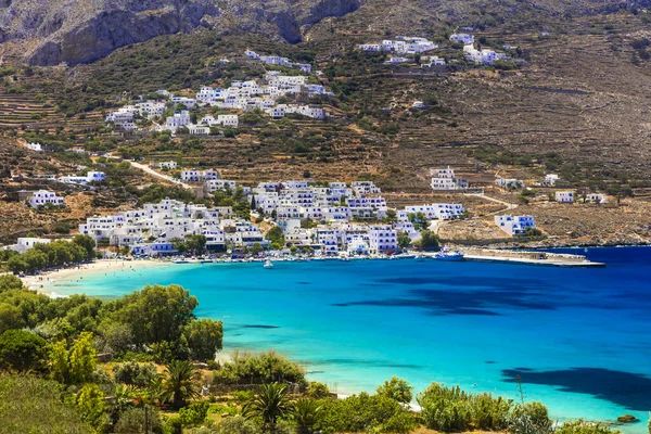 传统的希腊 白色的房子和碧绿的大海 Amorgos岛 — 图库照片