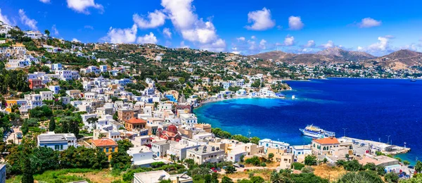 Agia marinası manzaralı. Dodecanese 'deki güzel Leros adası. Yunanistan