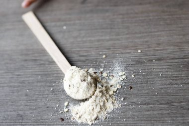 tahta kaşık tohum püresi