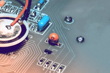 Yakın çekim bir mikroçip