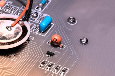 Yakın çekim bir mikroçip