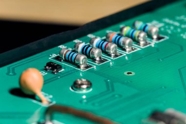 Yakın çekim bir mikroçip