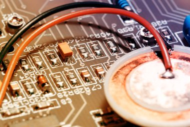 Yakın çekim bir mikroçip