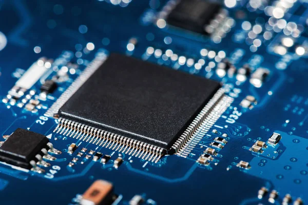 Een close-up microchip — Stockfoto