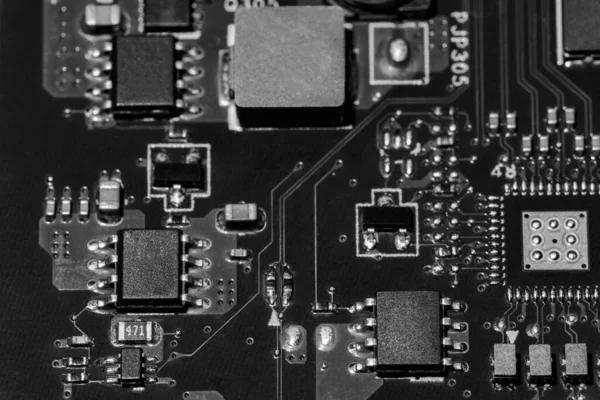 Elektronische printplaat met processor, close up — Stockfoto