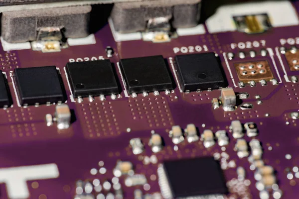 İşlemcili elektronik devre kartı, kapat