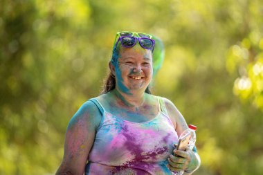 Açık Hava Yardım Rengi Koşuya Katılımcı