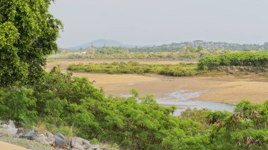 Avustralya Nehri Düşük Gelgitte