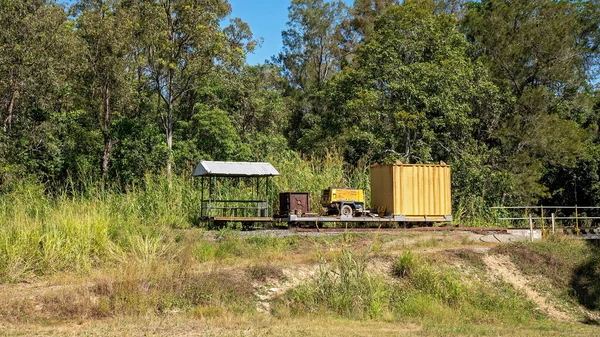 オーストラリア クイーンズランド州マッケイ 2020年5月 国鉄路線にアイドル状態のレールメンテナンスユニット — ストック写真