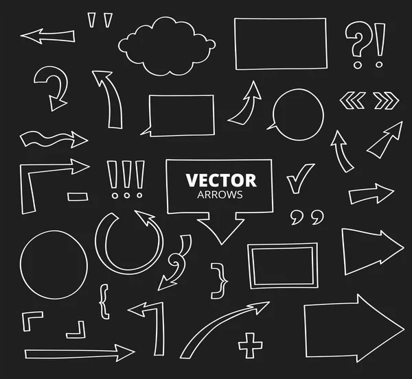 Reihe handgezeichneter Pfeile. Stift-Design-Elemente isoliert auf Weiß, — Stockvektor