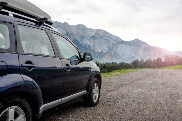 Car for traveling — Stock Photo, Image