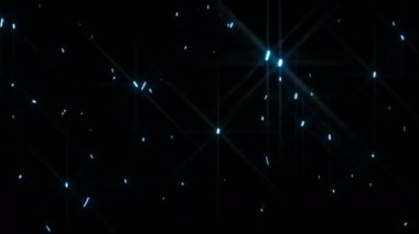 Düşen sihirli bulut içinde parlak hareketli kamera mavi parçacıklar uzun hareket yollar ile. 4 k görüntüleri. 