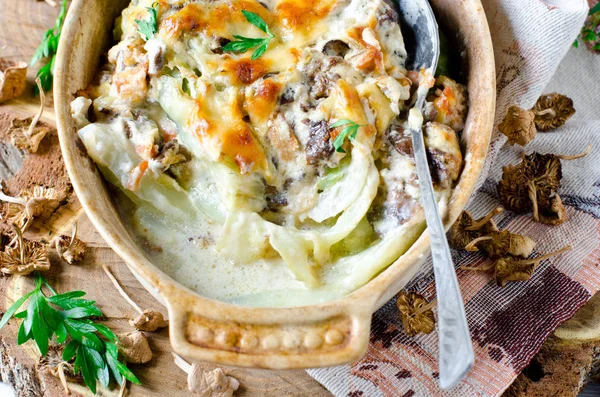 Casserole from cabbage with mushrooms — Stock Photo, Image
