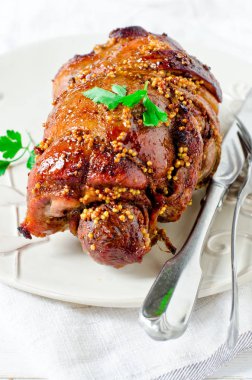 Türkiye'de uyluk bir tane hardal ile pişmiş rulo