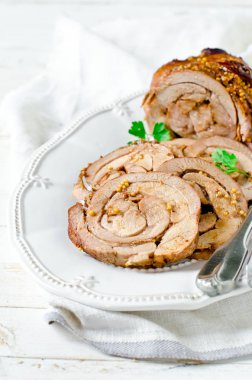 Türkiye'de uyluk bir tane hardal ile pişmiş rulo