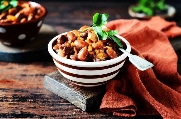 Beef Stew Beans Tomatoes Vegetables Dark Wooden Background — Stock Photo, Image